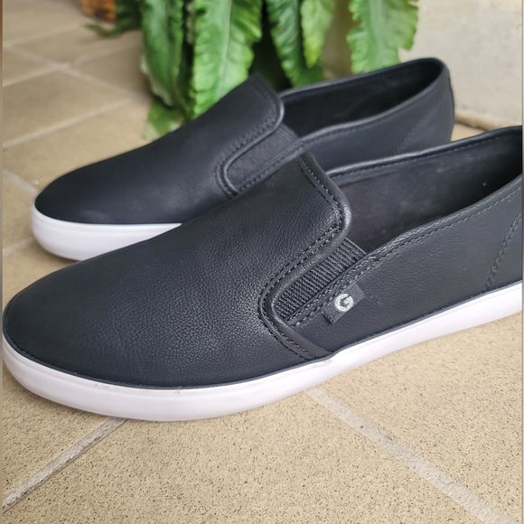 GUESS SHOES - Picture 6 of 16